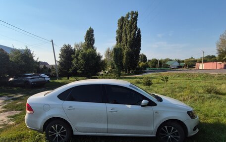Volkswagen Polo VI (EU Market), 2013 год, 1 000 000 рублей, 3 фотография