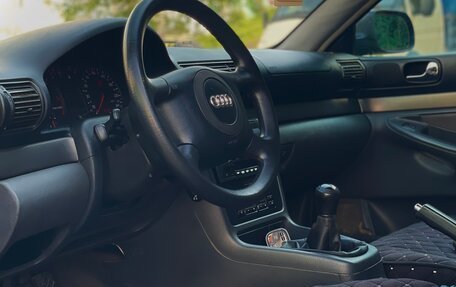 Audi A4, 1998 год, 385 000 рублей, 6 фотография
