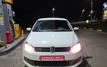 Volkswagen Polo VI (EU Market), 2013 год, 1 000 000 рублей, 4 фотография