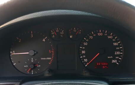 Audi A4, 1998 год, 385 000 рублей, 9 фотография