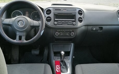 Volkswagen Tiguan I, 2011 год, 1 210 000 рублей, 2 фотография
