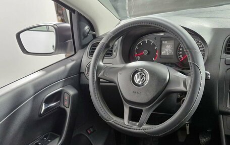 Volkswagen Polo VI (EU Market), 2015 год, 709 000 рублей, 11 фотография