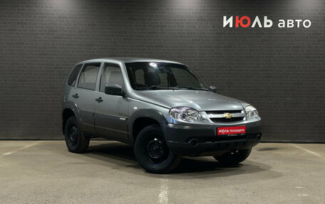 Chevrolet Niva I рестайлинг, 2013 год, 650 000 рублей, 3 фотография