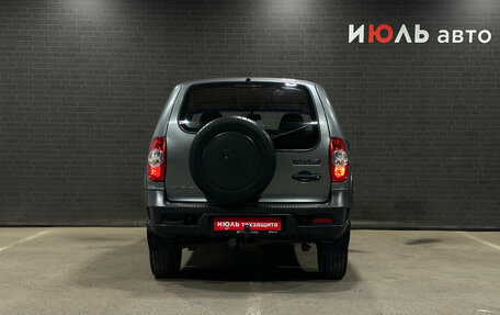 Chevrolet Niva I рестайлинг, 2013 год, 650 000 рублей, 6 фотография