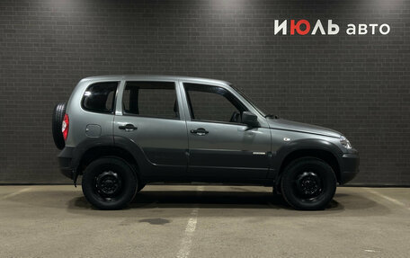 Chevrolet Niva I рестайлинг, 2013 год, 650 000 рублей, 4 фотография