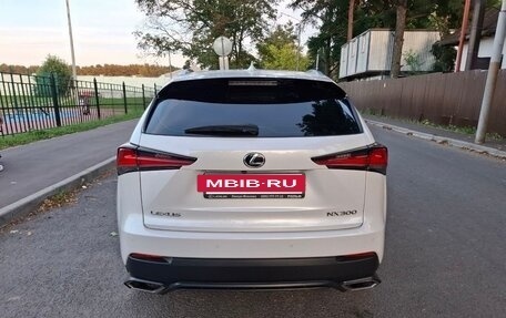Lexus NX I, 2018 год, 2 845 000 рублей, 6 фотография