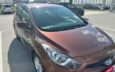 Hyundai i30 II рестайлинг, 2012 год, 950 000 рублей, 2 фотография