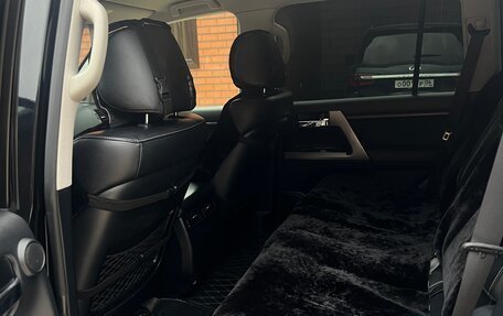 Toyota Land Cruiser 200, 2014 год, 4 450 000 рублей, 7 фотография
