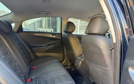 Hyundai Sonata VI, 2010 год, 799 999 рублей, 10 фотография