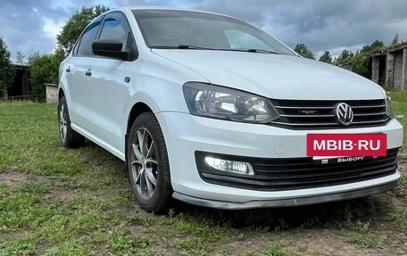Volkswagen Polo VI (EU Market), 2015 год, 750 000 рублей, 4 фотография