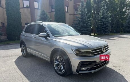 Volkswagen Tiguan II, 2018 год, 3 600 000 рублей, 3 фотография