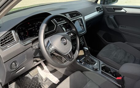Volkswagen Tiguan II, 2018 год, 3 600 000 рублей, 10 фотография