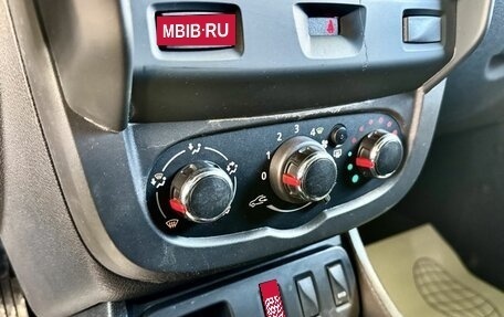 Renault Duster I рестайлинг, 2018 год, 1 089 000 рублей, 18 фотография