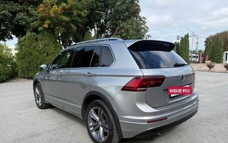 Volkswagen Tiguan II, 2018 год, 3 600 000 рублей, 7 фотография