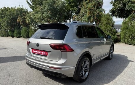 Volkswagen Tiguan II, 2018 год, 3 600 000 рублей, 5 фотография