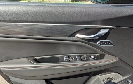 Geely Tugella FY11, 2023 год, 2 550 000 рублей, 15 фотография