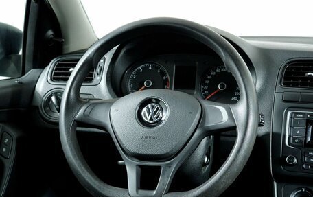 Volkswagen Polo VI (EU Market), 2016 год, 898 000 рублей, 8 фотография