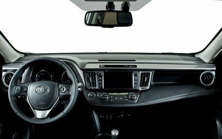 Toyota RAV4, 2017 год, 2 138 000 рублей, 17 фотография