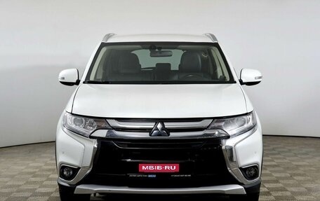 Mitsubishi Outlander III рестайлинг 3, 2017 год, 1 728 000 рублей, 2 фотография