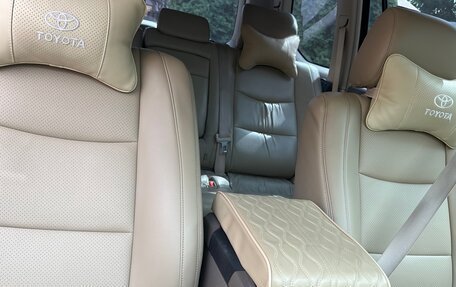 Toyota Land Cruiser Prado 120 рестайлинг, 2006 год, 2 650 000 рублей, 10 фотография