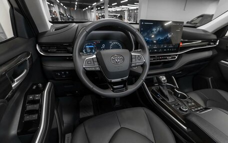 Toyota Highlander, 2025 год, 5 500 000 рублей, 7 фотография