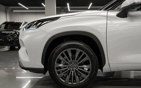Toyota Highlander, 2025 год, 5 500 000 рублей, 28 фотография