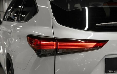 Toyota Highlander, 2025 год, 5 500 000 рублей, 30 фотография
