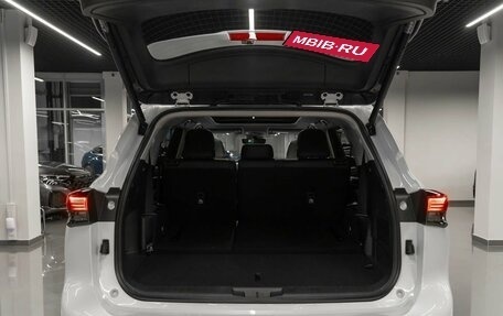 Toyota Highlander, 2025 год, 5 500 000 рублей, 26 фотография