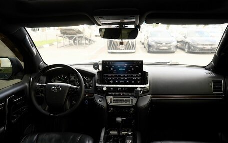 Toyota Land Cruiser 200, 2015 год, 5 130 000 рублей, 7 фотография