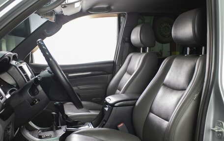 Toyota Land Cruiser Prado 120 рестайлинг, 2007 год, 2 350 000 рублей, 8 фотография