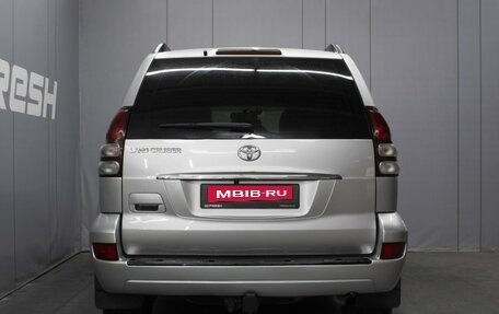 Toyota Land Cruiser Prado 120 рестайлинг, 2007 год, 2 350 000 рублей, 4 фотография
