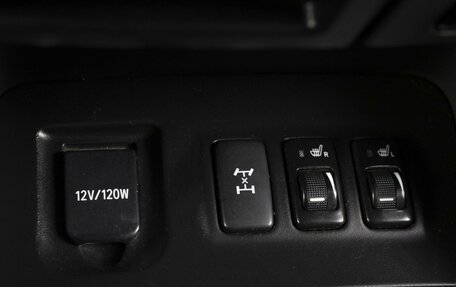 Toyota Land Cruiser Prado 120 рестайлинг, 2007 год, 2 350 000 рублей, 19 фотография