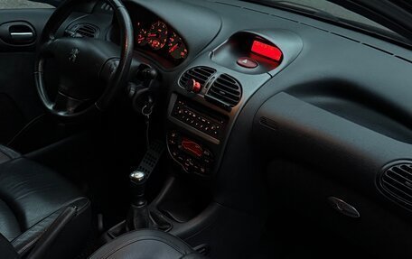 Peugeot 206, 2004 год, 650 000 рублей, 7 фотография