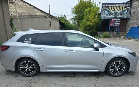 Toyota Corolla, 2019 год, 2 050 000 рублей, 3 фотография