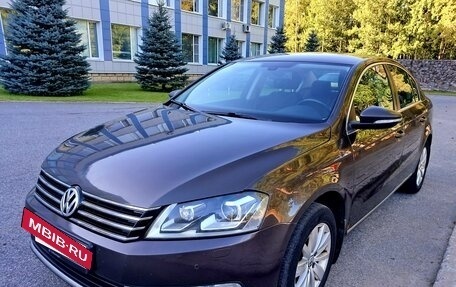 Volkswagen Passat B7, 2013 год, 945 000 рублей, 2 фотография