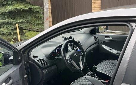 Hyundai Solaris II рестайлинг, 2013 год, 715 000 рублей, 6 фотография