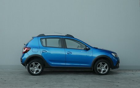 Renault Sandero II рестайлинг, 2019 год, 1 189 000 рублей, 5 фотография