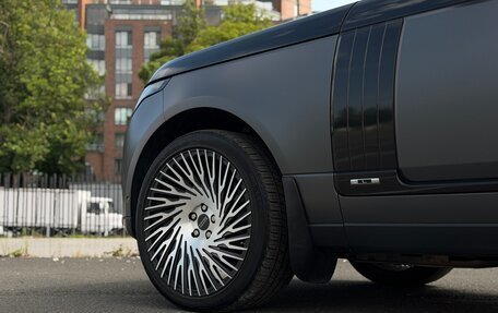 Land Rover Range Rover IV рестайлинг, 2018 год, 6 800 000 рублей, 9 фотография