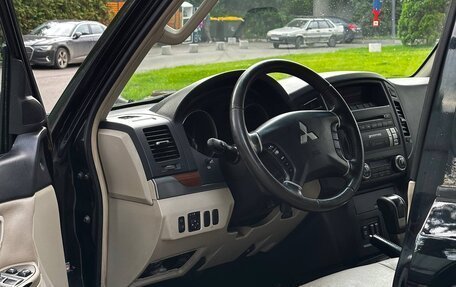 Mitsubishi Pajero IV, 2007 год, 1 200 000 рублей, 11 фотография