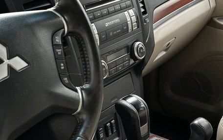 Mitsubishi Pajero IV, 2007 год, 1 200 000 рублей, 12 фотография