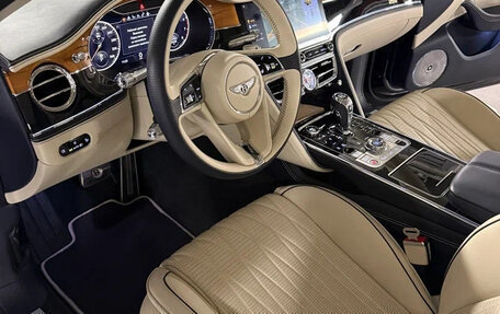Bentley Flying Spur, 2020 год, 18 500 000 рублей, 9 фотография