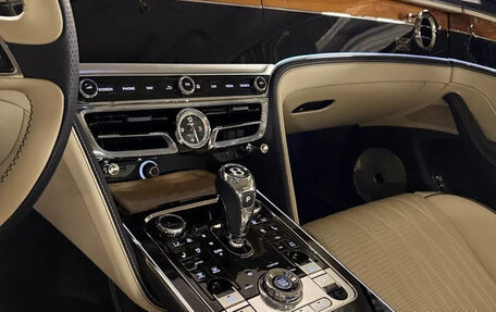 Bentley Flying Spur, 2020 год, 18 500 000 рублей, 19 фотография