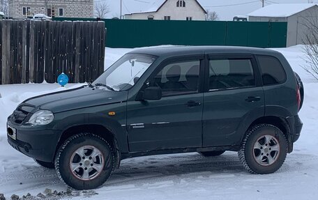 Chevrolet Niva I рестайлинг, 2010 год, 460 000 рублей, 5 фотография