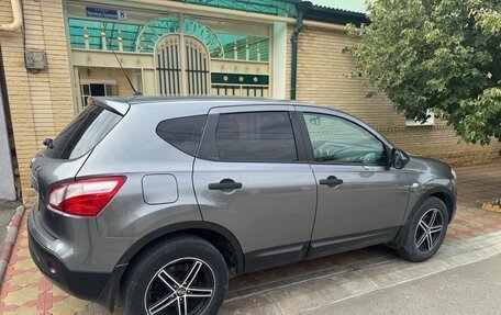 Nissan Qashqai, 2011 год, 800 000 рублей, 4 фотография