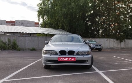 BMW 5 серия, 2001 год, 570 000 рублей, 1 фотография