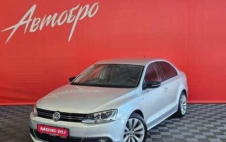 Volkswagen Jetta VI, 2013 год, 1 085 000 рублей, 1 фотография