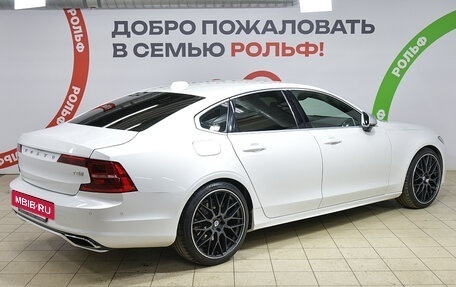 Volvo S90 II рестайлинг, 2018 год, 2 645 000 рублей, 4 фотография