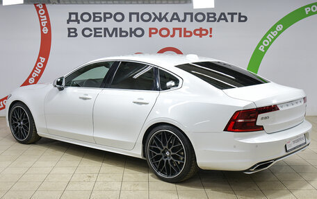 Volvo S90 II рестайлинг, 2018 год, 2 645 000 рублей, 6 фотография