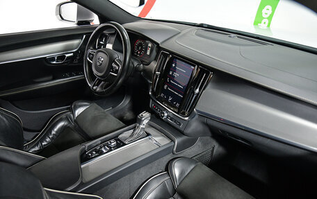 Volvo S90 II рестайлинг, 2018 год, 2 645 000 рублей, 9 фотография