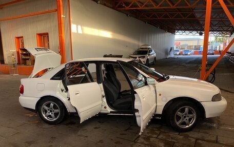 Audi A4, 1997 год, 400 000 рублей, 11 фотография